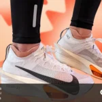 عکس یک جفت کتونی نایک Alphafly 3